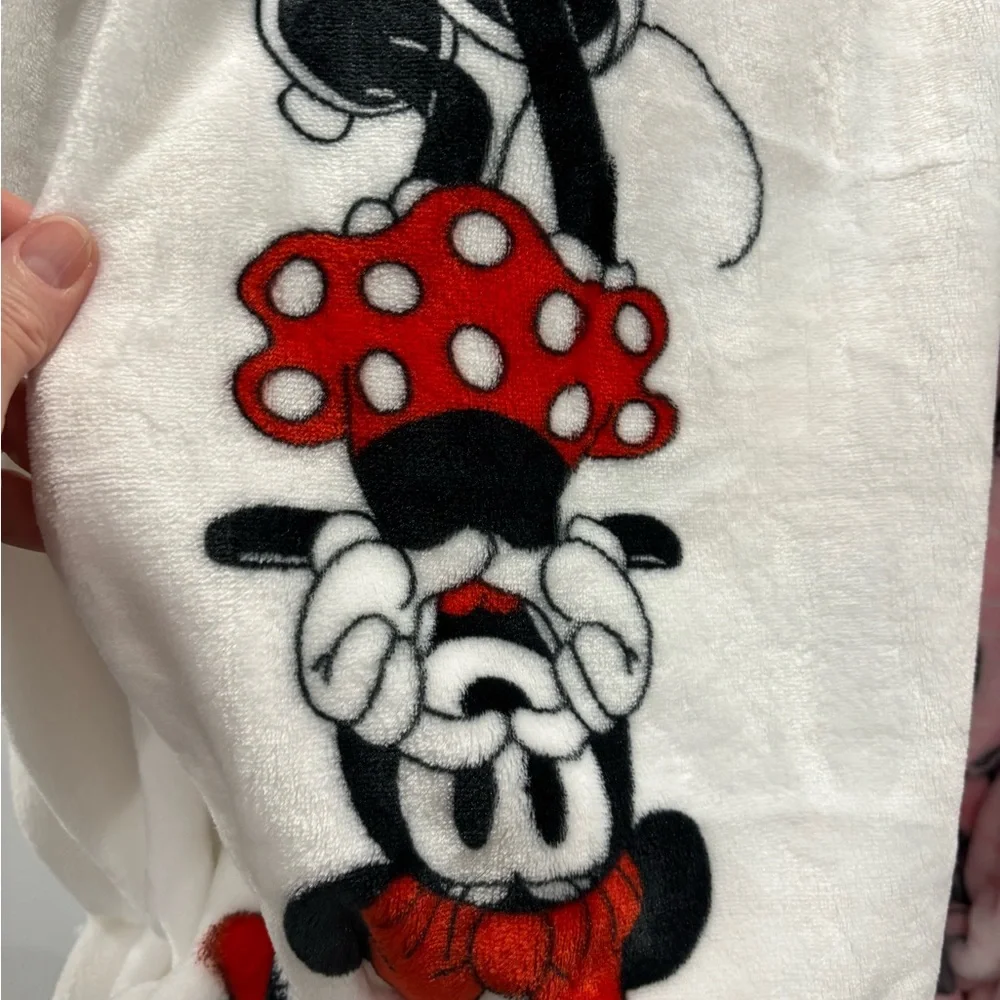 NWT Disney Minnie & Mickey mouse 2 pack Blanket Set - 60” x 70”